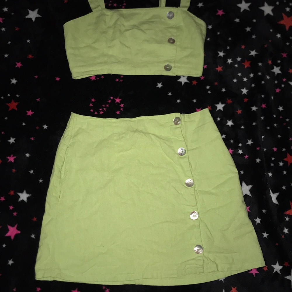 Forever 21 two piece set💚